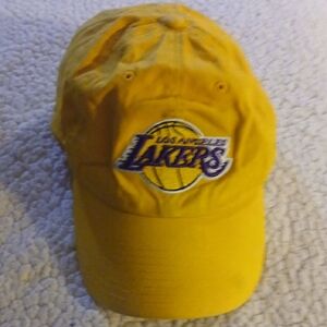NBA Los Angeles Lakers Yellow Hat